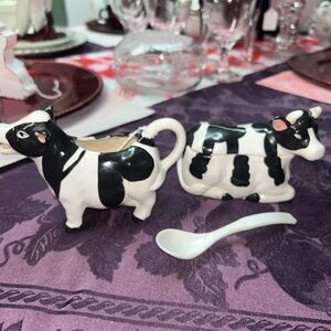 Cow Creamer and Sugar Dish Set - Black & White Ceramic